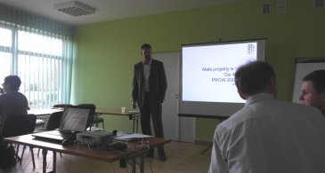 Szkolenie w ramach działania ,,Małe projekty” oraz ,,Odnowa i rozwój wsi” Szkolenie w ramach działania ,,Małe projekty” oraz ,,Odnowa i rozwój wsi”