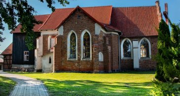KOŚCIÓŁ PARAFIALNY P.W. PRZEMIENIENIA PAŃSKIEGO KOŚCIÓŁ PARAFIALNY P.W. PRZEMIENIENIA PAŃSKIEGO